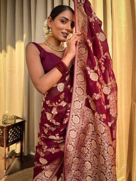 Elegantly decorated with gorgeous Solid Jacquard weave that gives a perfect look to the outfit Maroon Colur