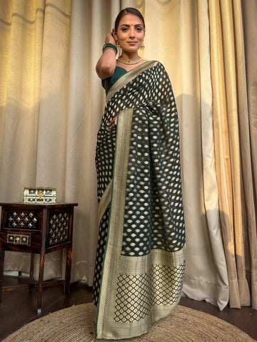 Elegantly decorated with gorgeous Solid Jacquard weave that gives a perfect look to the outfit Green Colour